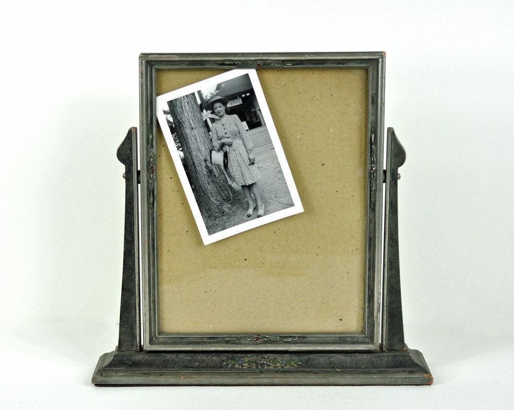 Antique Swivel Picture Frame