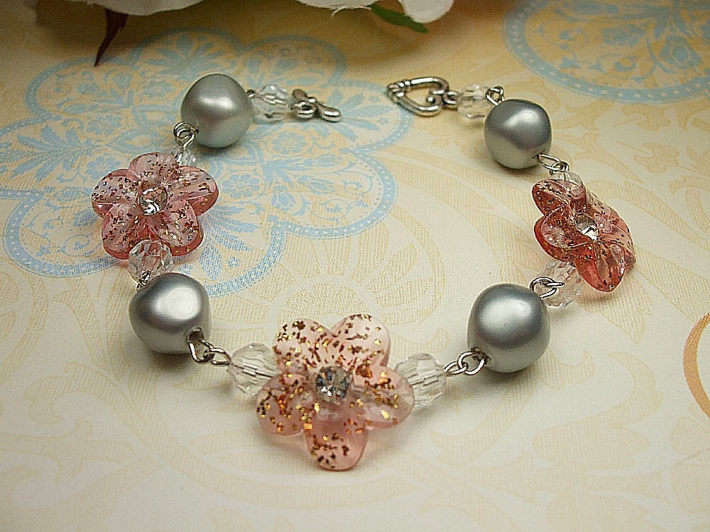 Vintage inspired pink button bracelet