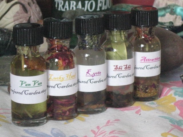 Famous Hoodoo Oil Set-Voodoo-Witchcraft-Wicca-My 5 Most Popular Oils-Shi Shi, Lucky Hand, Van Van, Attraction, Kyoto