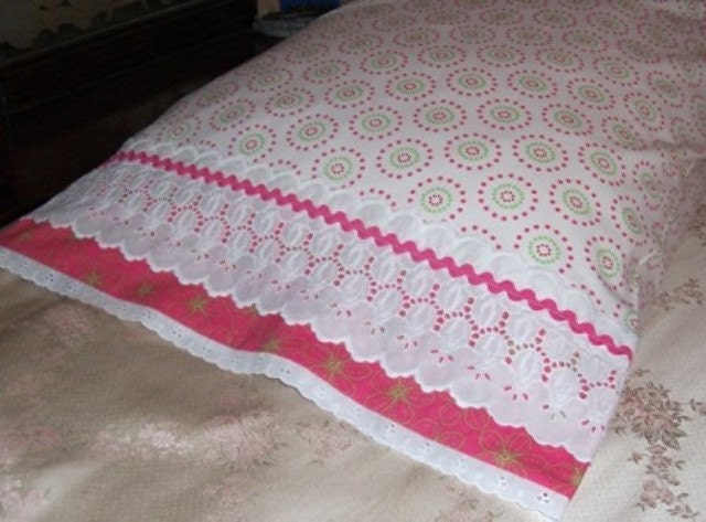 Pair of COTTON PILLOWCASES, fits Reg/Queen size pillows, Stylish Pink & Green, Eyelet Trim, Polka Dots, Make a Pillowcase Dress