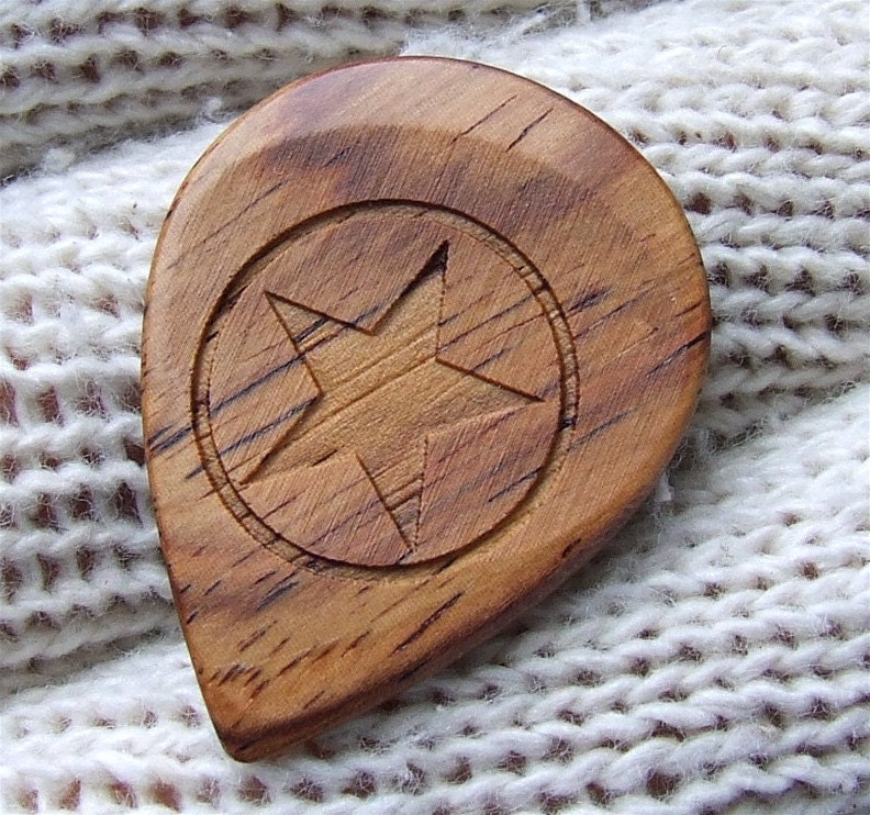 Handmade Premium Guitar Pick - Laser Engraved Exotic Wood Guitar Pick -Honduran Rosewood