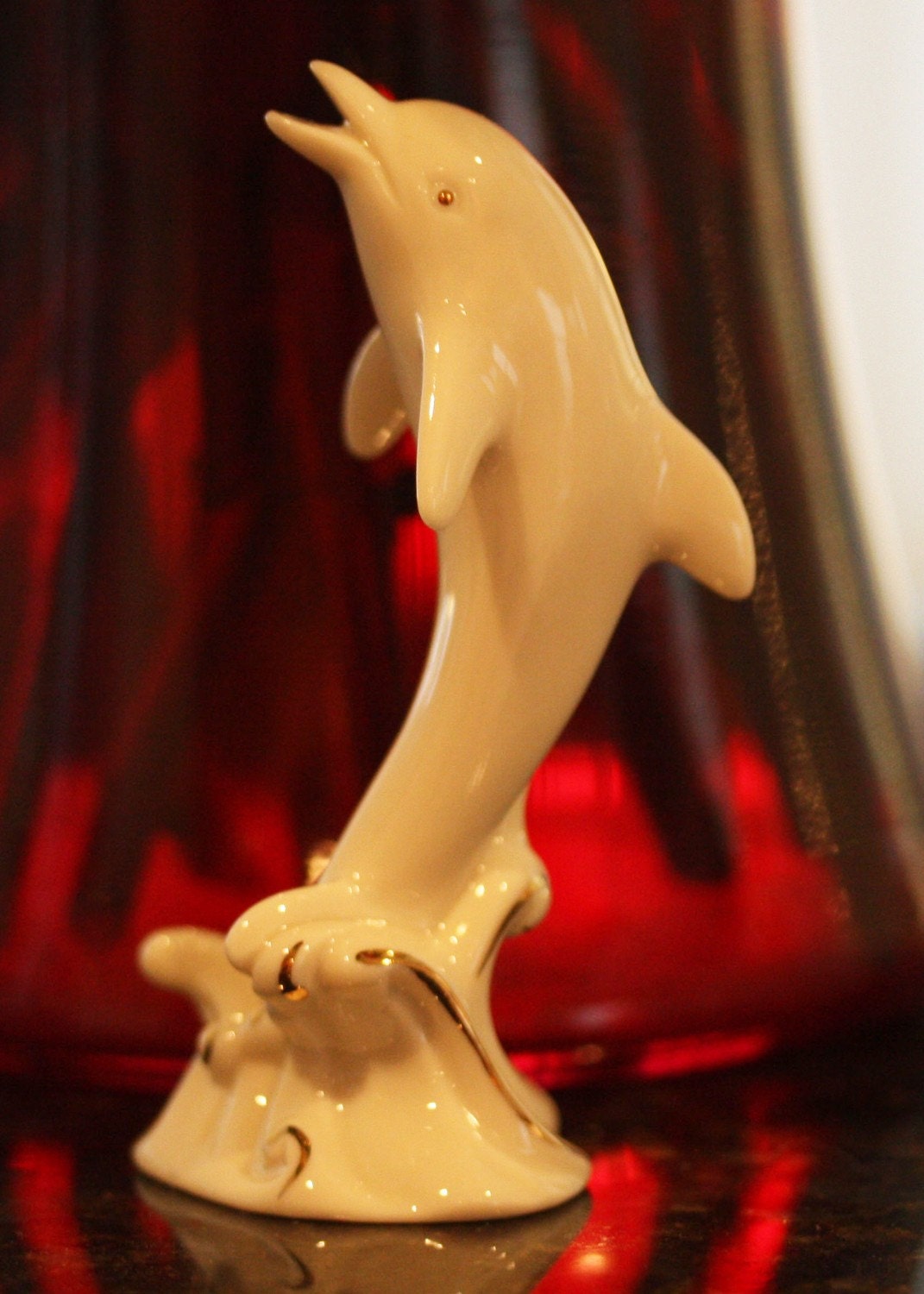 Lenox Classic Ivory Fine China Dancing Dolphin w 24 Karat Gold Trim