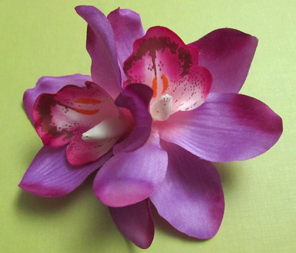 Hawaiian Light PurpleTwo Orchids hair flower clip 5" x 4"