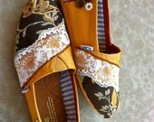 Custom Fabric upholstered Toms