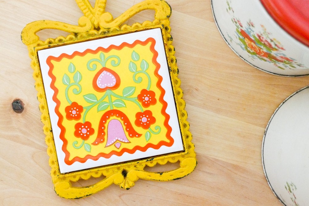 Vintage Yellow Trivet