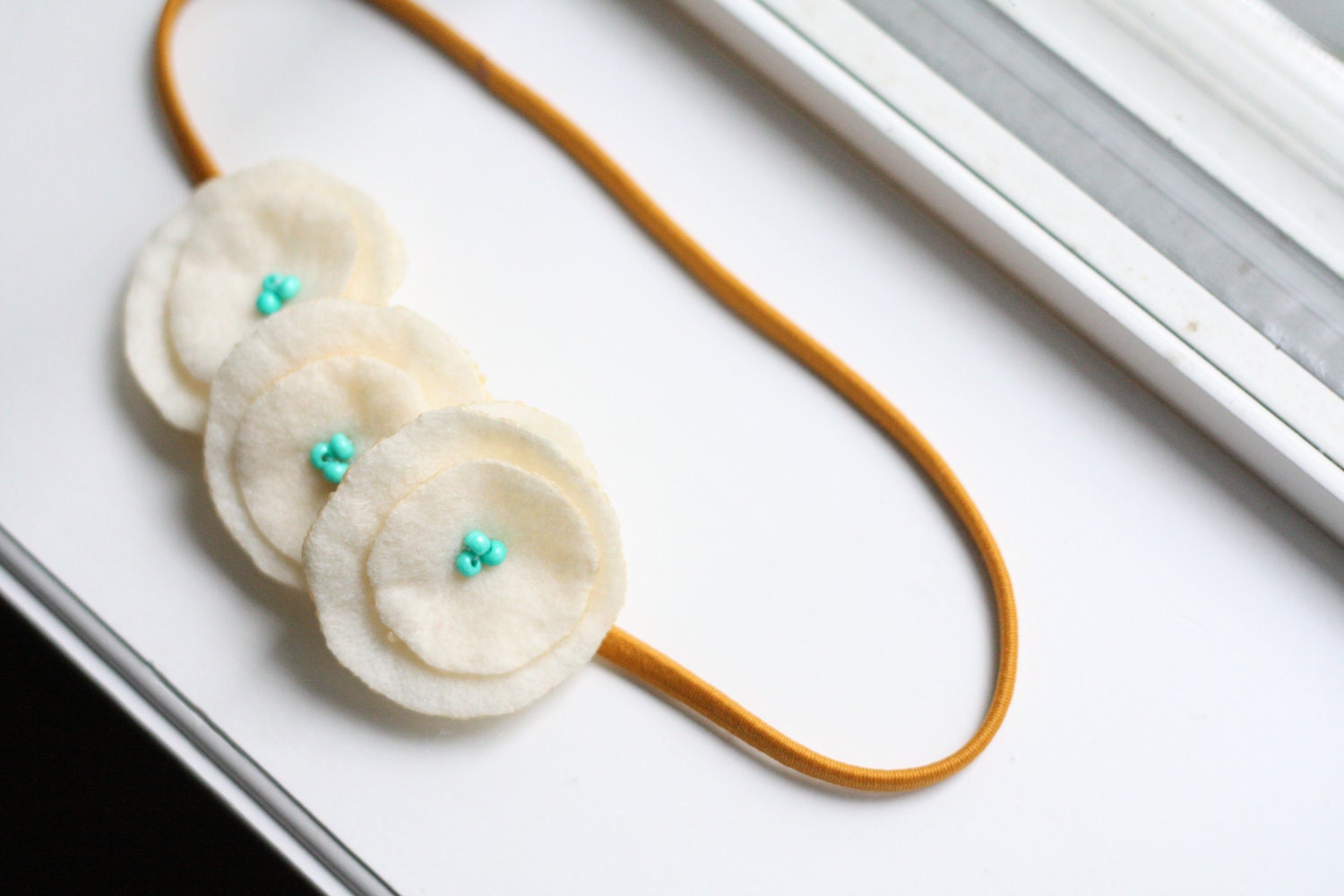 mint vanilla icecream poppy garland headband.