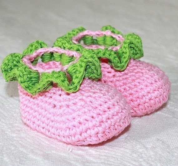 Ruffle Baby Booties - ready to wear (6-9 months)