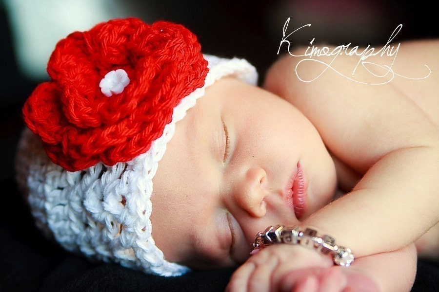 ADORABLE BABY BEANIE WITH CHERRY RED FLOWER - GREAT PHOTO PROP.