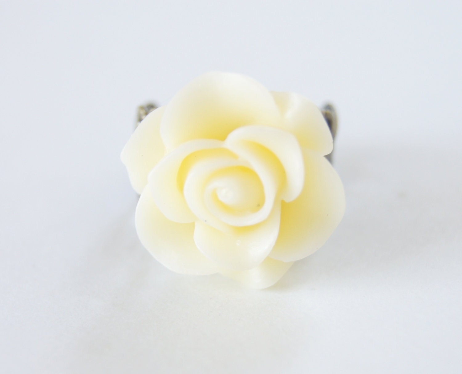 Cream Resin Rose Flower Vintage Bronze Adjustable Ring, Vintage Inspired, Spring Fashion
