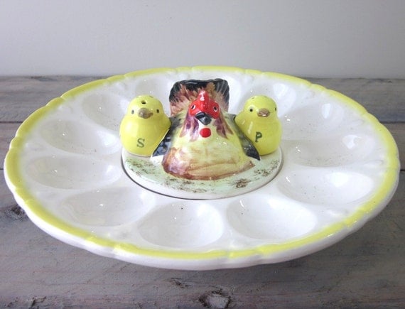 Deviled Egg Plate With Chick Salt And Pepper Shakers By 22bayroad