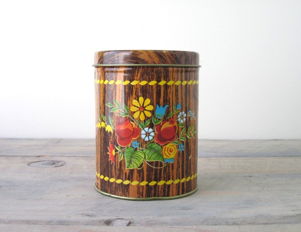 Kitschy Faux Bois Brown Wood Floral Tin Canister