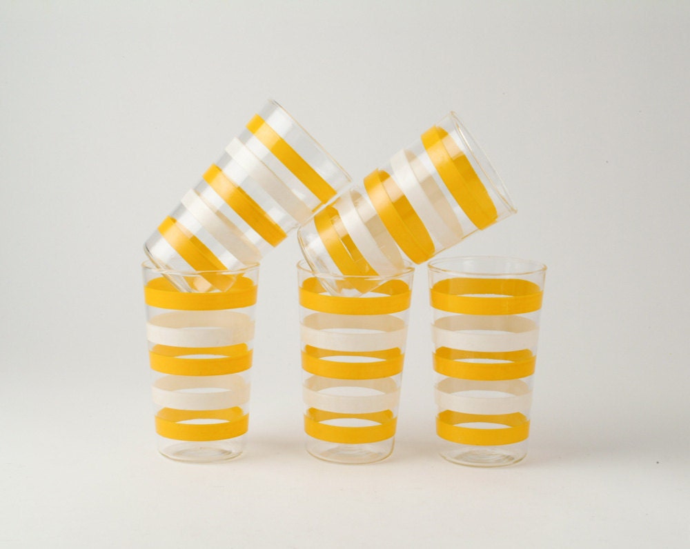 Yellow Striped Vintage Drinking Glass Set - fallaloft Yellow Striped Vintage Drinking Glass Set - fallaloft