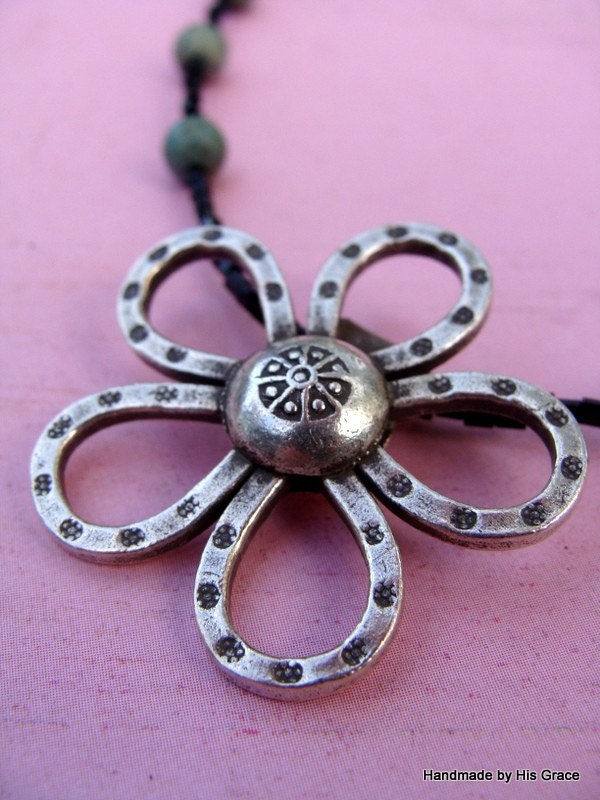 Thai Karen Hill Tribe Flower Pendant Necklace Sterling Silver