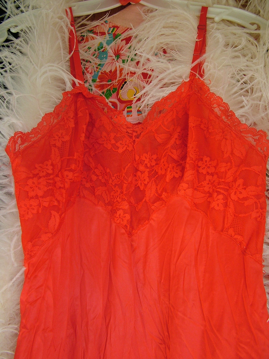 Vintage red lace 34b slip nightgown lingerie honeymoon pin up girl valentines delight