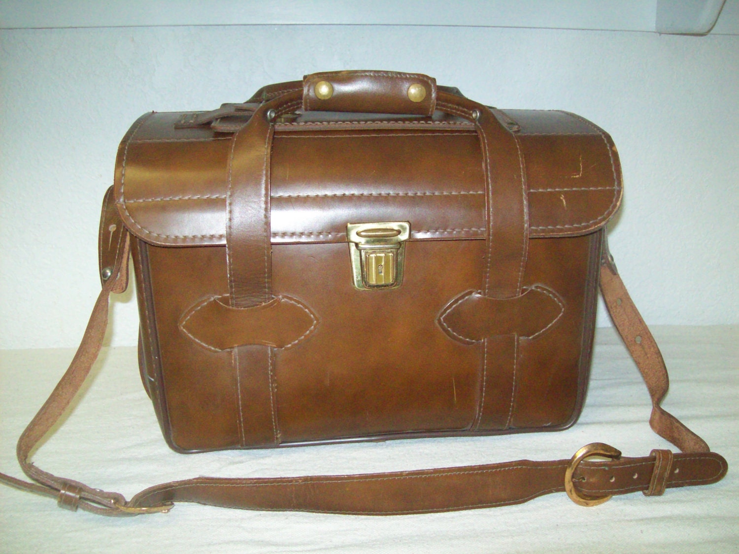 Vintage Leather Camera Bag Shoulder Bag Satchel by theartfulcodger