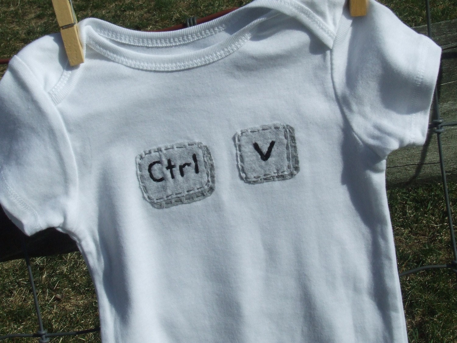 Copy & Paste Computer/Geek Chic TWIN Onesies Set , Great Shower gift for TWINS or siblings