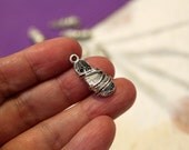 4 pcs - Antique Silver - Sandals Charm Pendant Beads - 10mm x24mm
