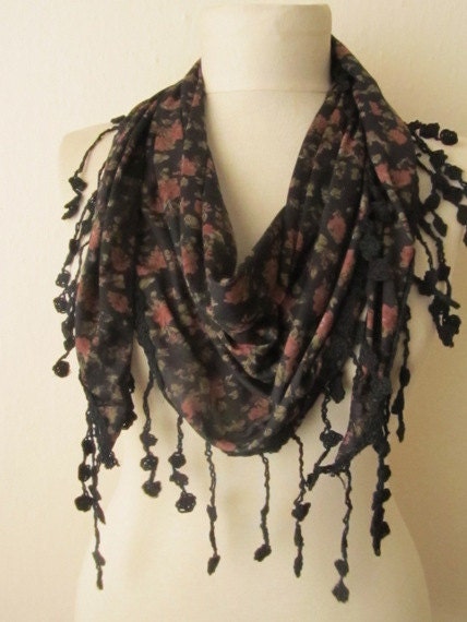 DEFECTIVE..DISCOUNT..Tringle Cotton Fabric Tiny Flowers BLACK Scarf..authentic, romantic, elegant, fashion