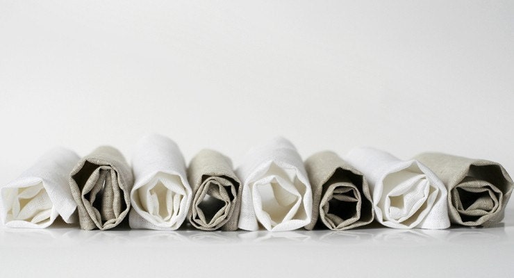 Set of  16 White Linen Napkins. Classic style. Size 13" x 13" (33cm x 33cm)