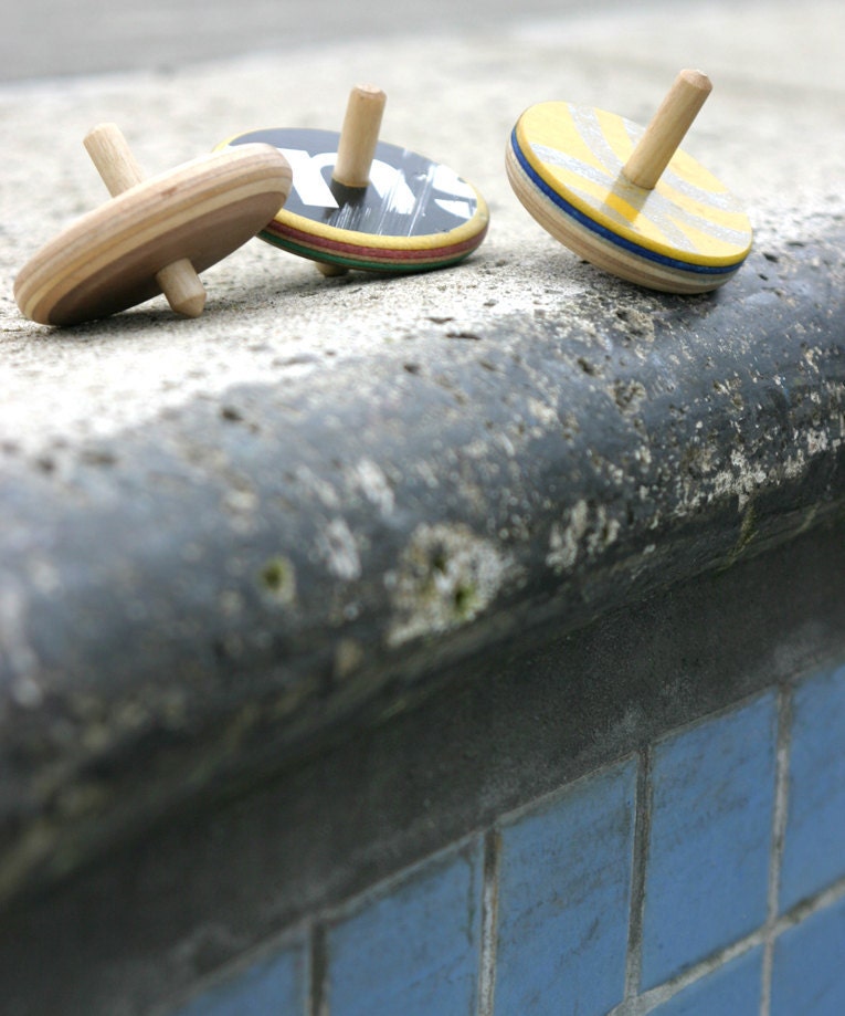 Small Skateboard Tops