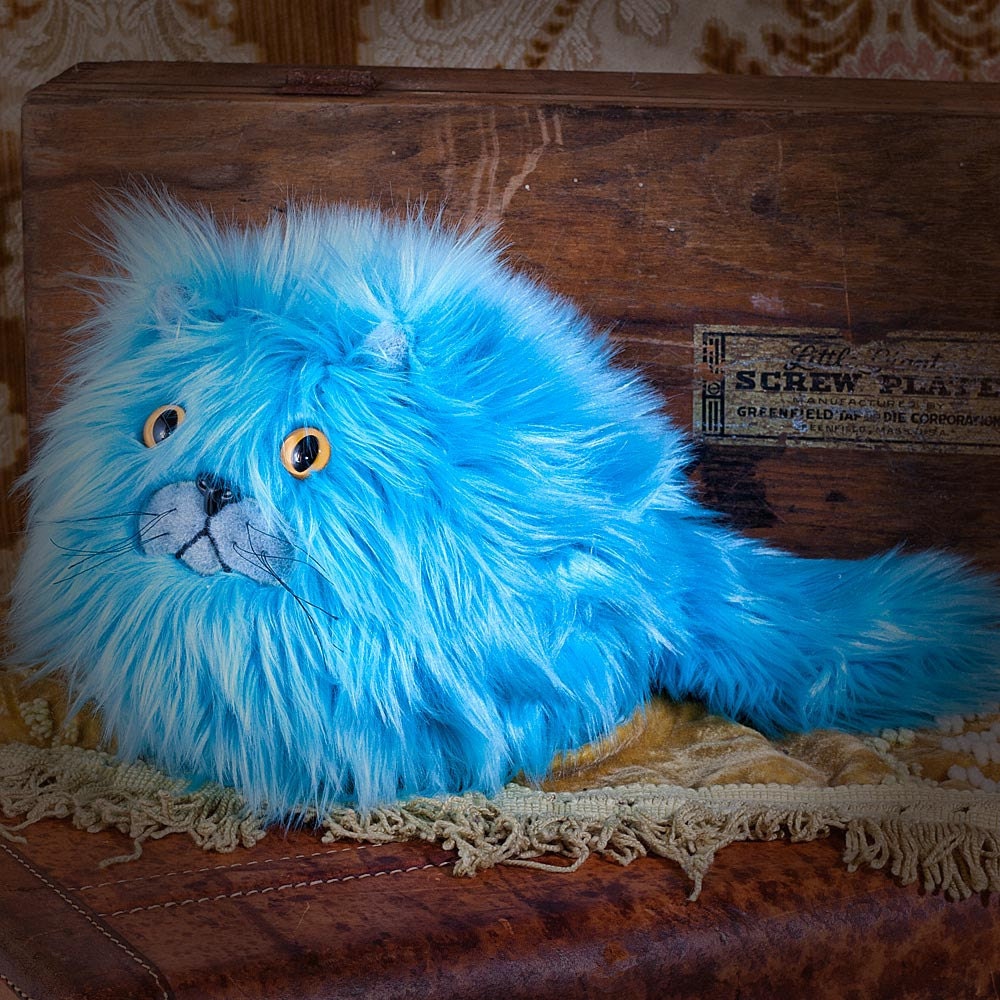 Catball...Ball O Cat ...blue & amber