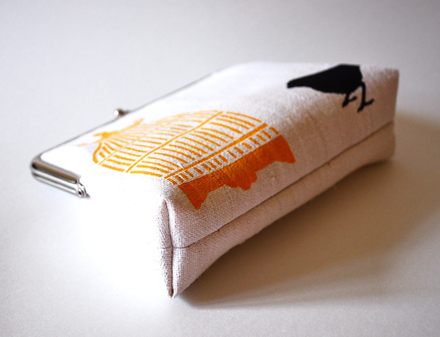 White hemp purse with bird and cage