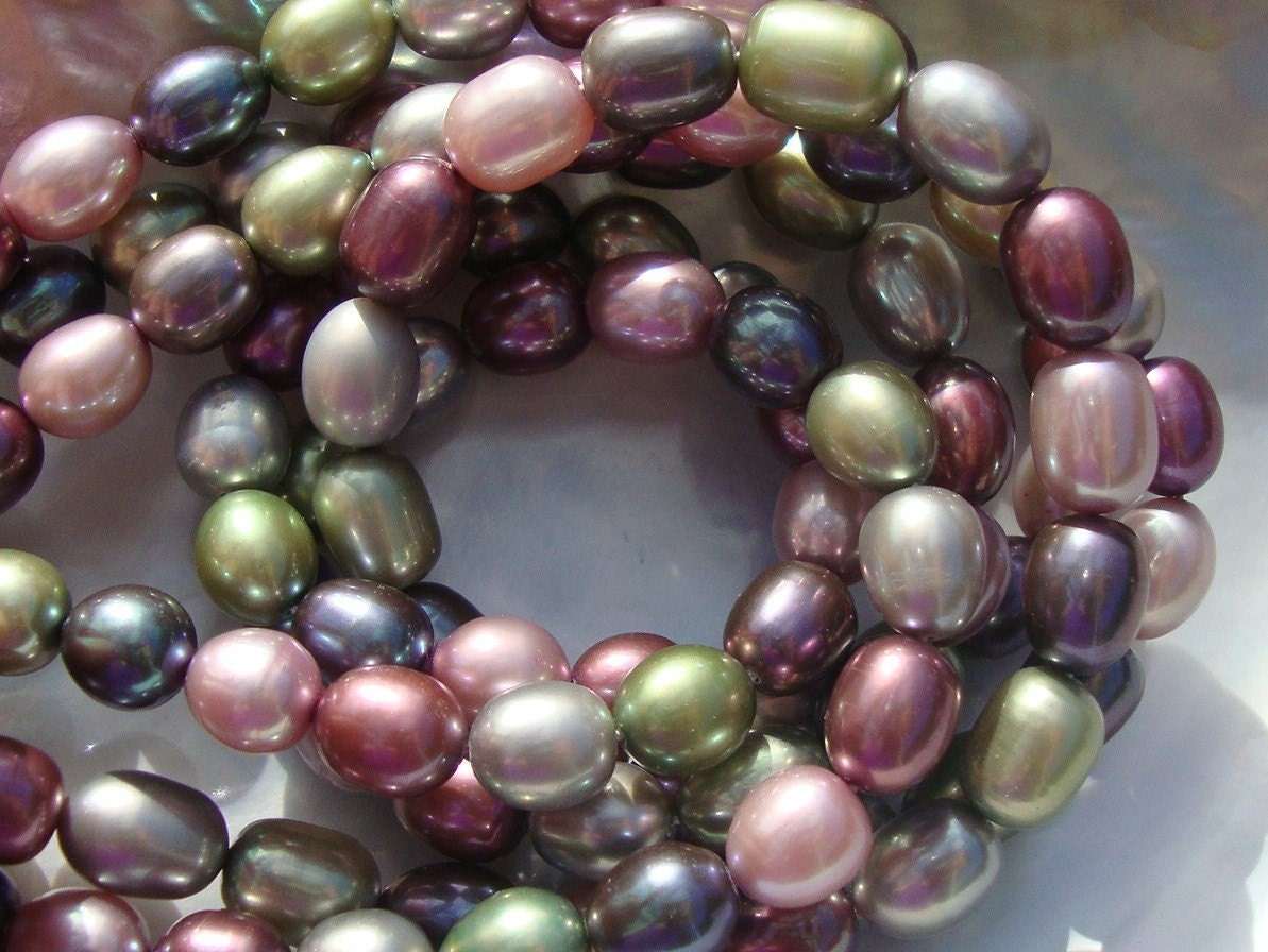 Fresh Water Pearl, Most Popular Pearl is back, 1/2 Strand, Huge 8-9 mm, Gorgeous AA-AAA Multi Color Fresh Water Pearls
