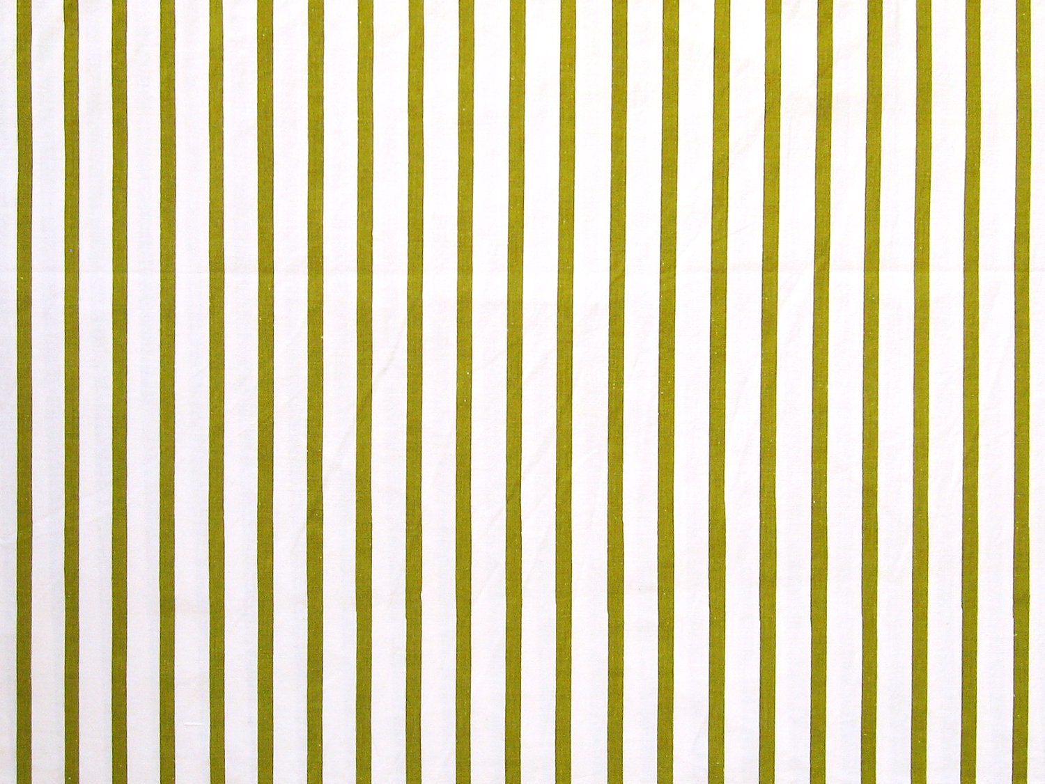 Olive Stripes Vintage Sheet - Fat Quarter (SG005)