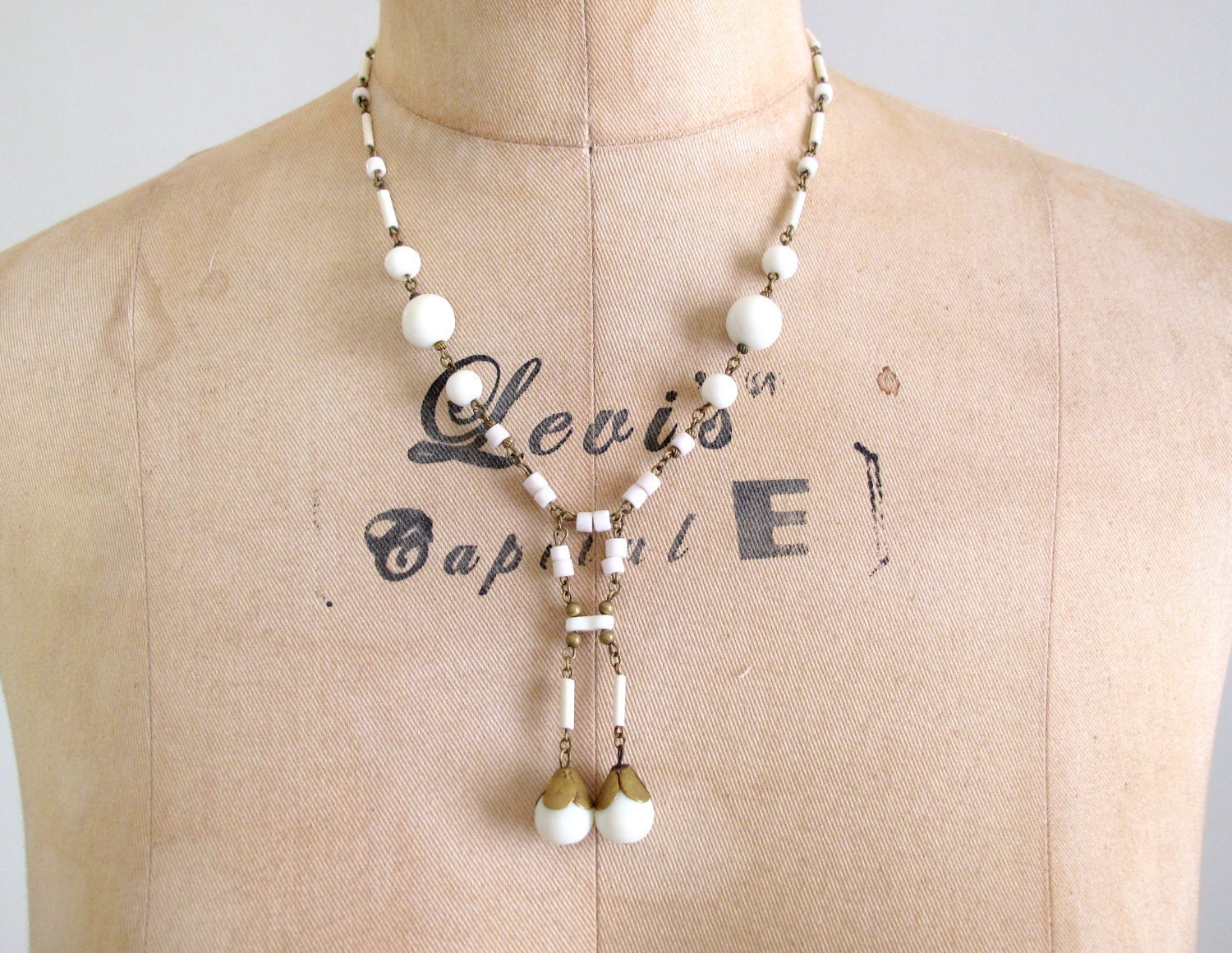 1920s 30s Necklace : Glass Bead Flapper Necklace