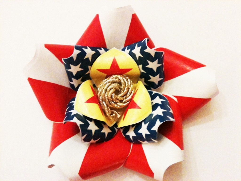 Wonder Woman Heroine Amazon Hair Flower Rose Fascinator