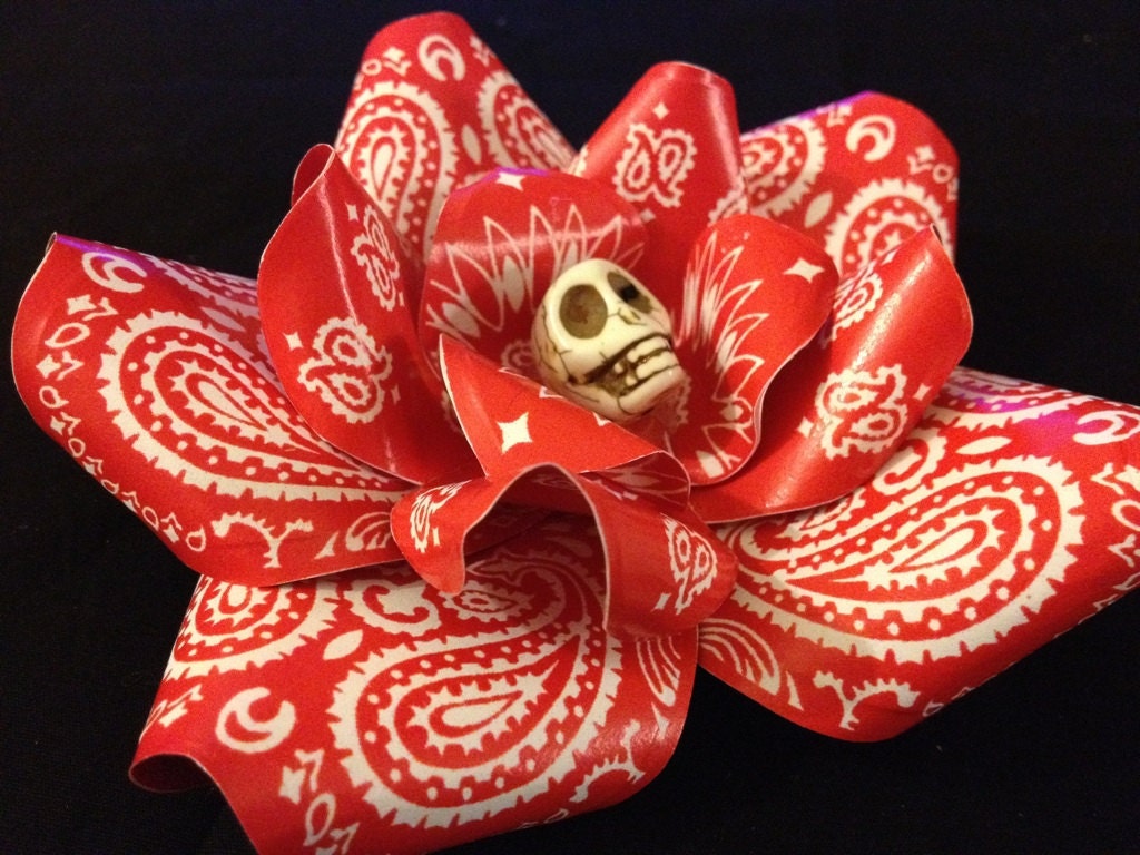 Red Rockabilly Biker Gangsta Skull Rose Hair Flower Fascinator