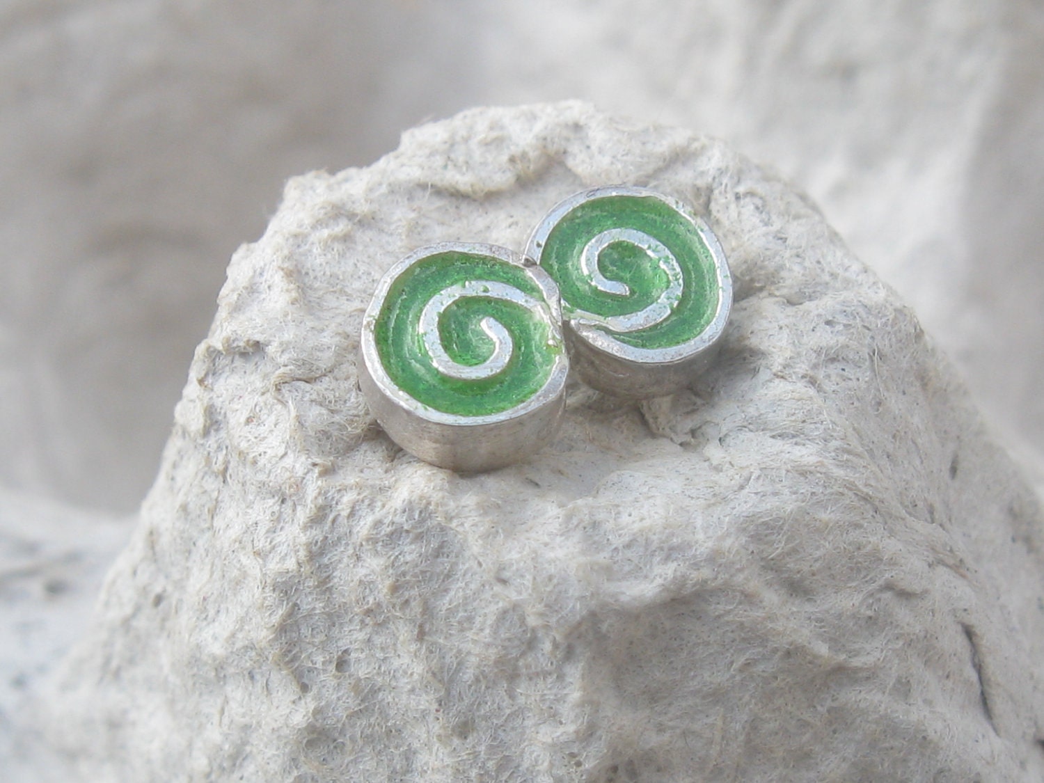 Green Swirly Silver Studs