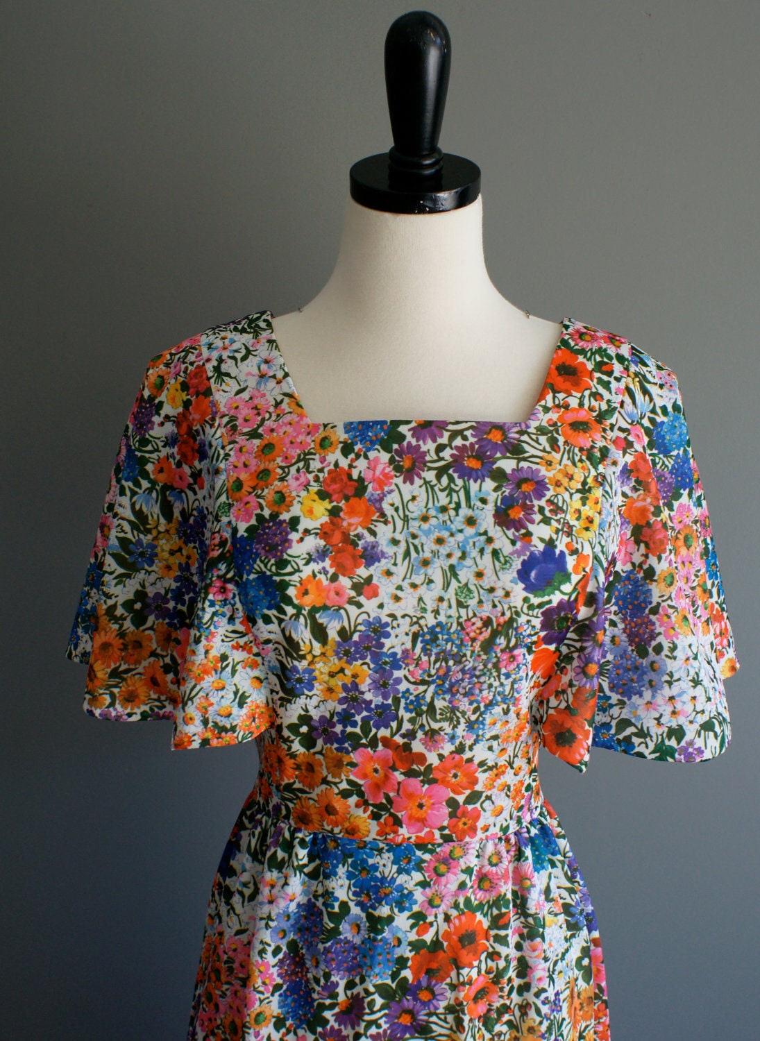 vintage 70s Hippie Boho Maxi Floral butterfly sleeve Dress (m-l)