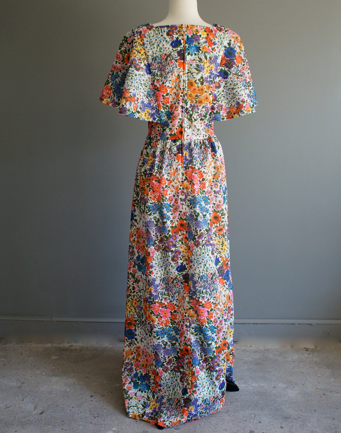 vintage 70s Hippie Boho Maxi Floral butterfly sleeve Dress (m-l)