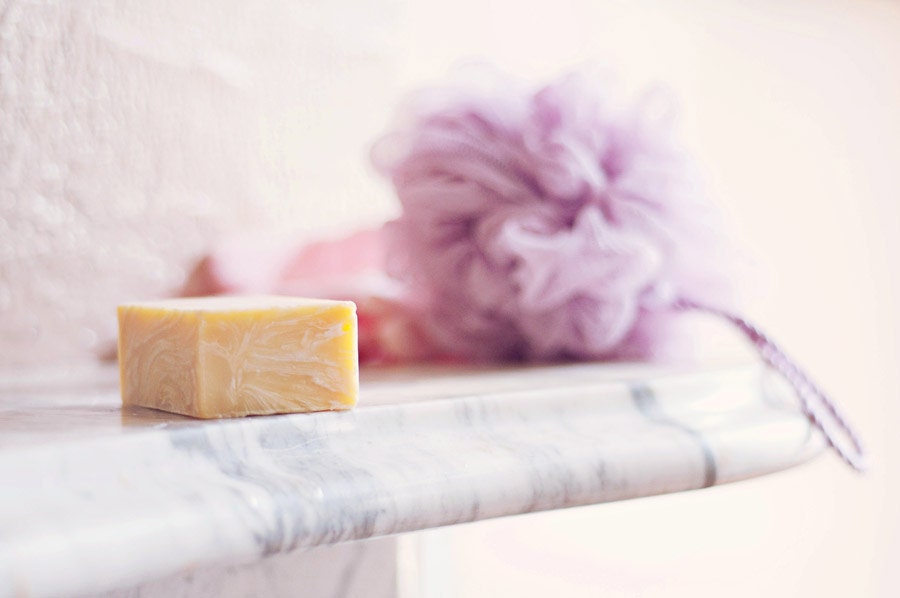 Thai Lemongrass Soap Bar - 100% Natural Cold Press Soap with Clay & Shea Butter