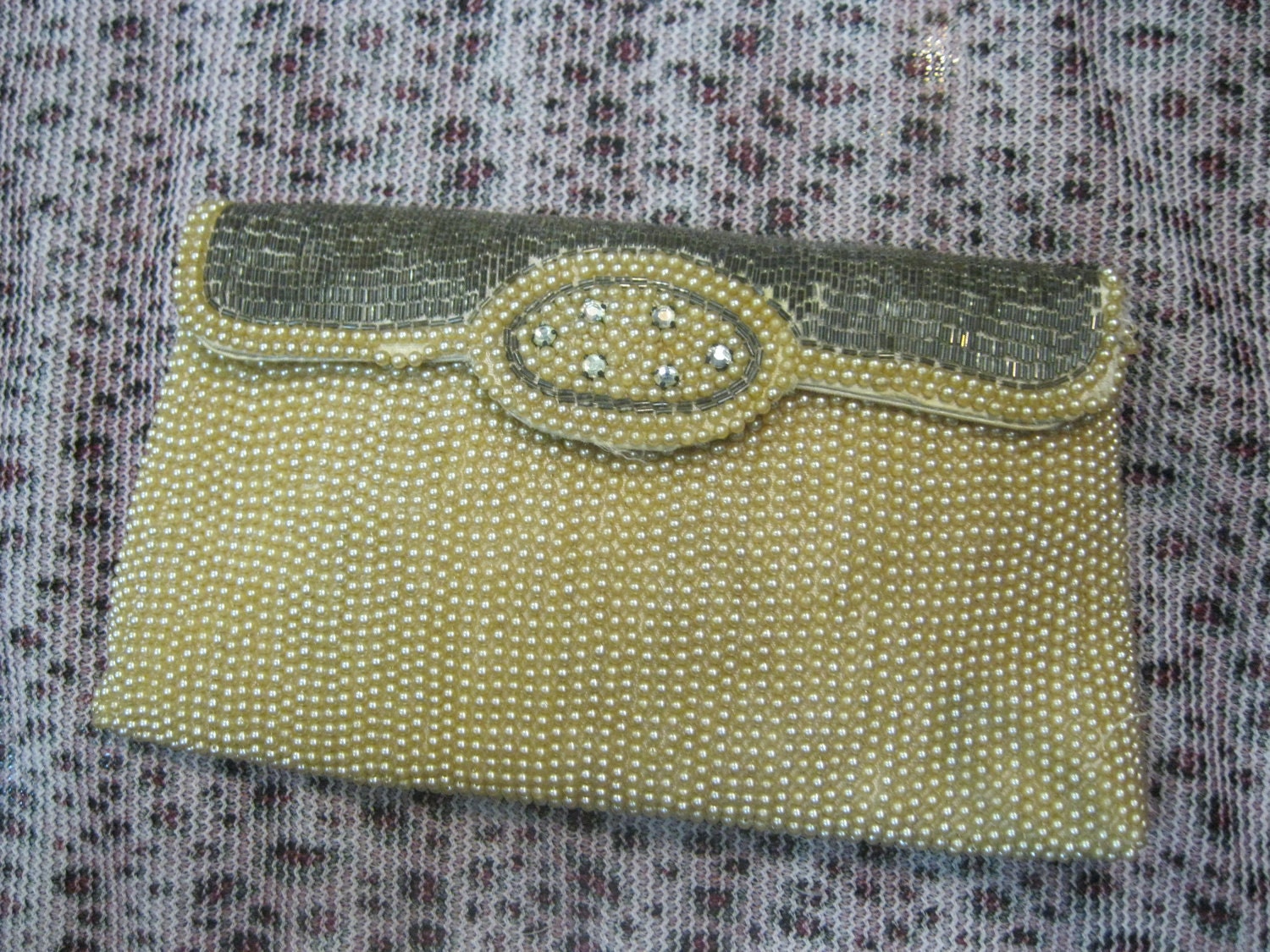Vintage K & G Charlet Cream w silver Beaded  Clutch Purse Bag