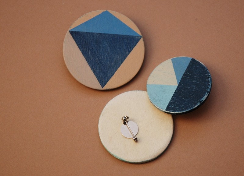 Handpainted wooden KIT of PINS / n.46
