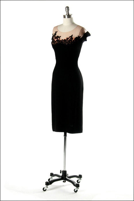 Vintage 1950s Dress . Black Rayon Crepe . Peggy Hunt . Illusion Bodice . Black Lace . M/L . 1471