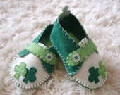 St Patricks Day Baby Loafers - Felt Baby Shoes - Holiday Baby Gift - Can Be Personalized