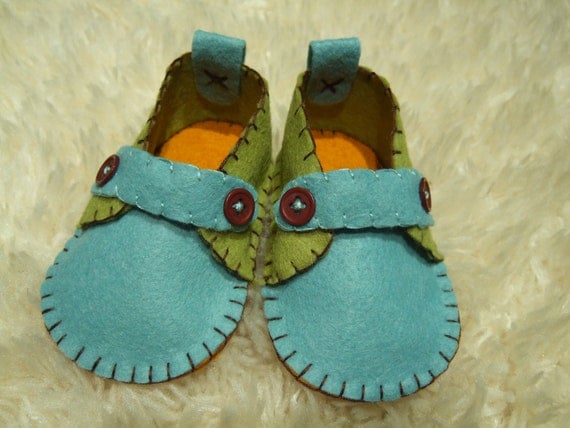 Blue and Green Loafers - Felt Baby Shoes - Can Be Personalized