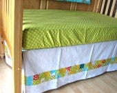 Fresh Apple Green Polka Dot Fitted Crib Sheet