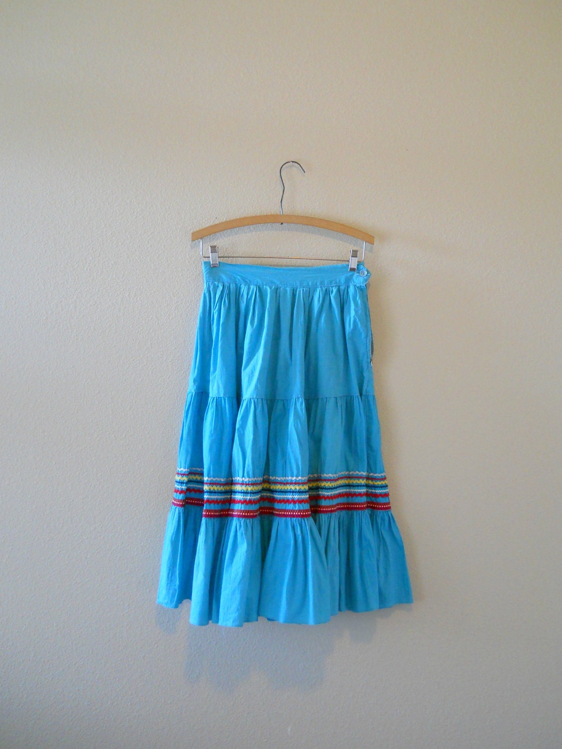 Vintage 1950s Skirt -- Turquoise Blue Tiered Cotton Squaw skirt -- Waist 28"