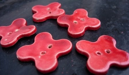 5 Glossy red ceramic buttons