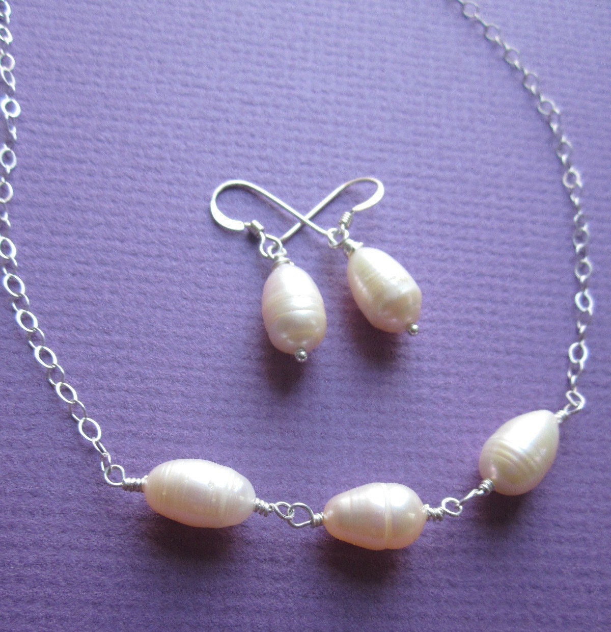 Set of Earrings and Necklace with freshwater pearls, Wedding Jewelry, Bridesmaid gifts,graduation present