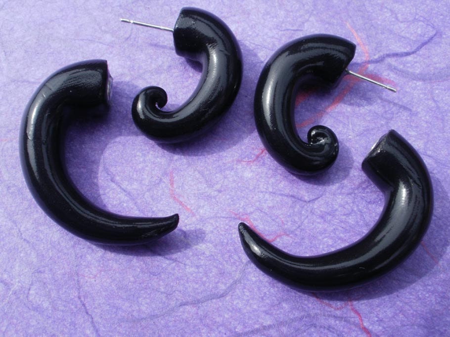 Black Spiral Fake Gauge Earring