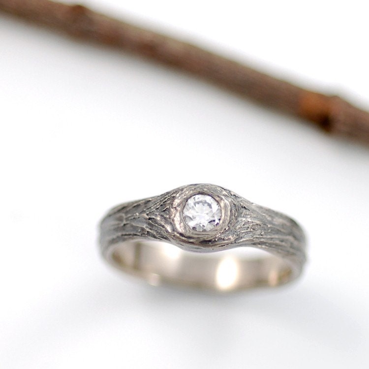 14k Palladium White Gold Tree Bark Love Knot Ring with 4mm Diamond