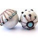 Round glass beads - 2 Round Lampwork bead / pendant in shining gray