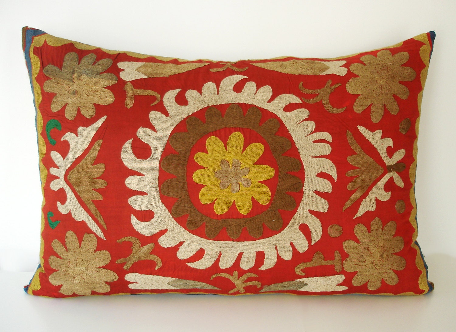 Sukan / LONG Vintage Original Hand Embroidered Suzani Pillow Cover - 22x32 inch