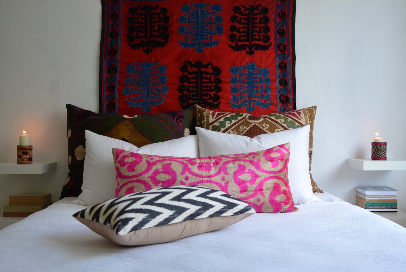 Sukan / SALE, Silk Velvet Ikat Pillow Cover - decorative covers - throw pillows - lumbar pillow cover - Beige, Pink Color