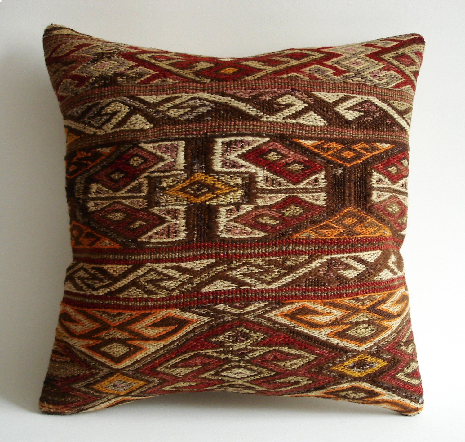Sukan / Organic Shine Society Modern Bohemian Throw Pillow. Handwoven Wool Vintage Tribal Turkish Kilim Pillow Cover16x16